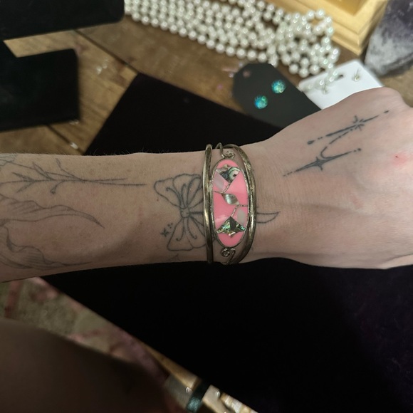 Alpaca cuff - Picture 3 of 4